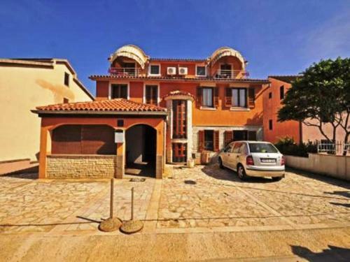 Apartments With A Parking Space Fazana - 13742