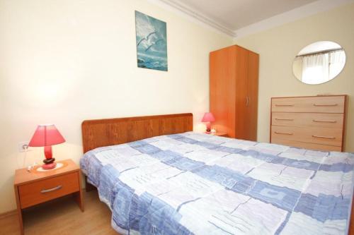 Apartments With A Parking Space Fazana - 7230