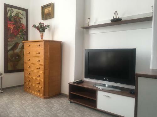 Koren Family Apartment