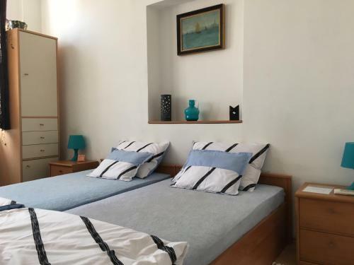 Koren Family Apartment