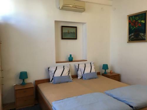 Koren Family Apartment