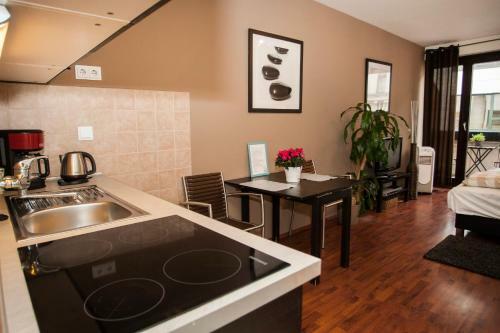 Gloria Apartment