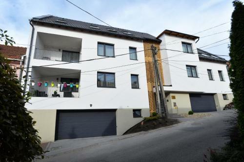 Apartamento One Luxury Suites Eger