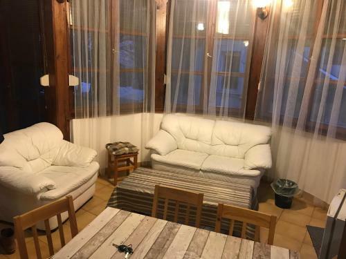 Hostal Tulip�n Vend�gh�z