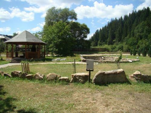Hostal Pensiunea Agroturistica Cristal