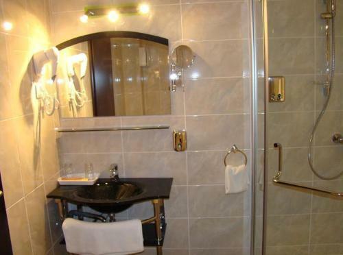 Hotel Helin Aeroport - Craiova