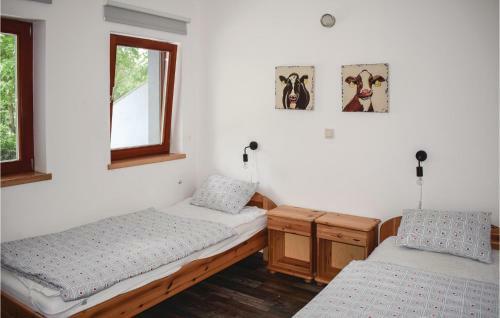 Three-bedroom Holiday Home In Szolad