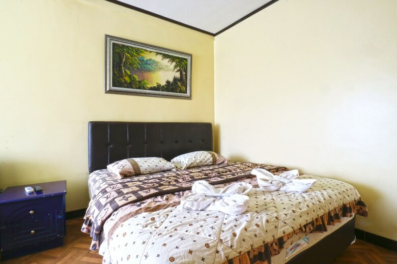 Aries Biru Hotel & Villa