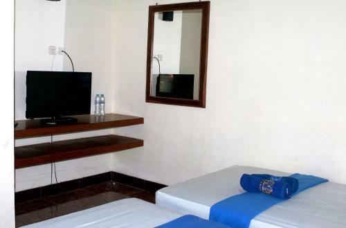 Hostal Arrys Watukarung Surfcamp
