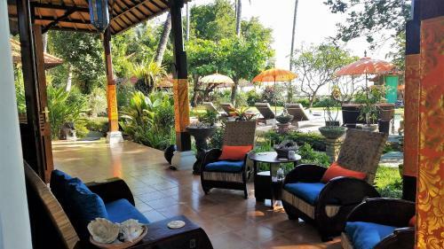The Mahalani - All-inclusive Oceanfront Villa