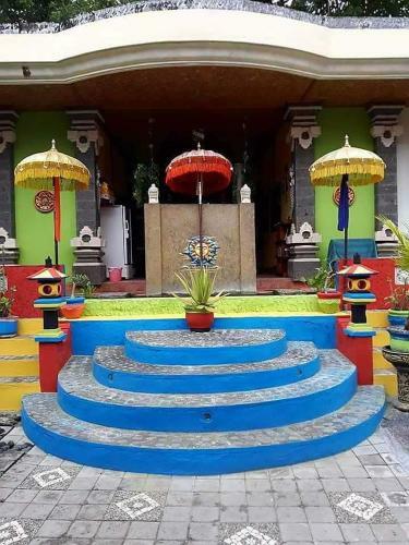 Hostal Kubu Pilatus Inn