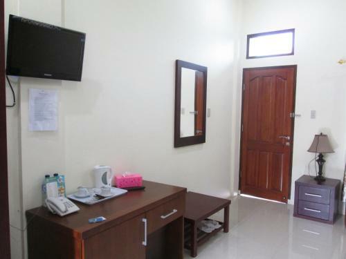 Permata Land Hotel & Resort