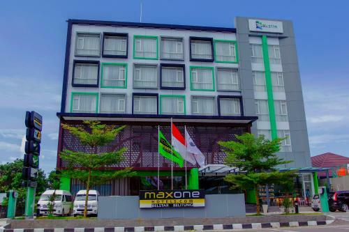 Hotel Maxonehotels At Belstar Belitung