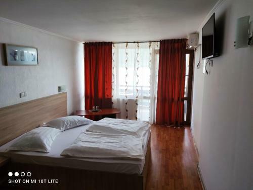Hostal Pension La Ponton