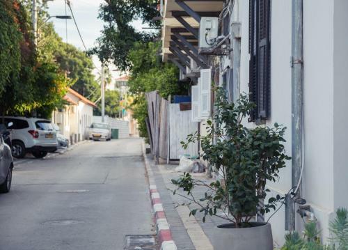 Neve Tzedek Boutique Apartment