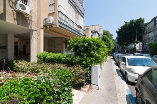 Ziv Apartments - Kyriat Sefer 19