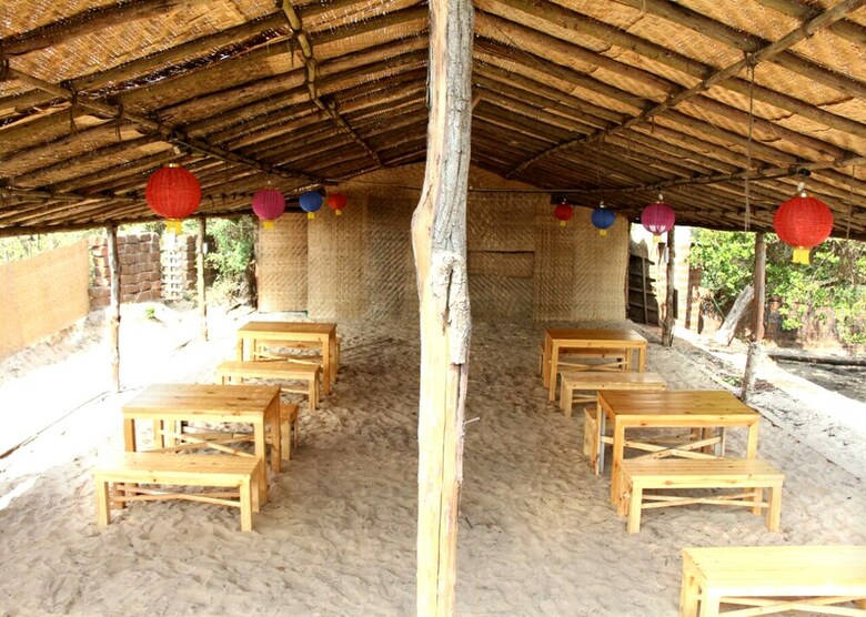 Hotel Kay's By The Sea