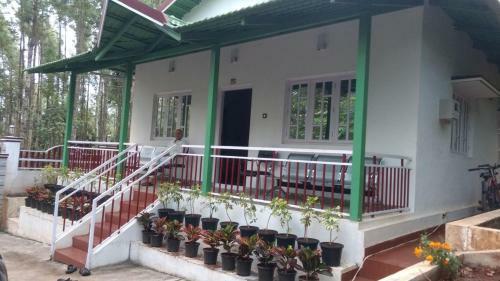 Hotel Coffee Choza Home Stay