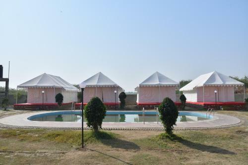 Hotel Rann Village Resort