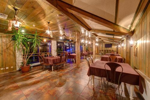Slovyanka Hotel