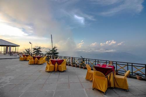 Hotel Snow Valley Resorts Dalhousie