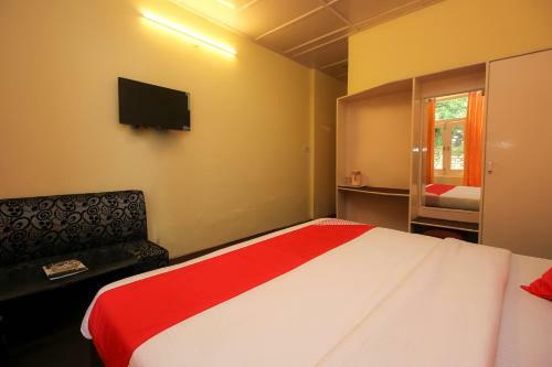 Oyo 19359 Hotel Surya Resort