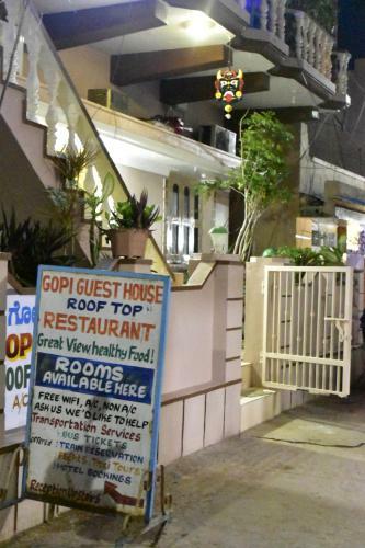 Hostal Gopi Guest House