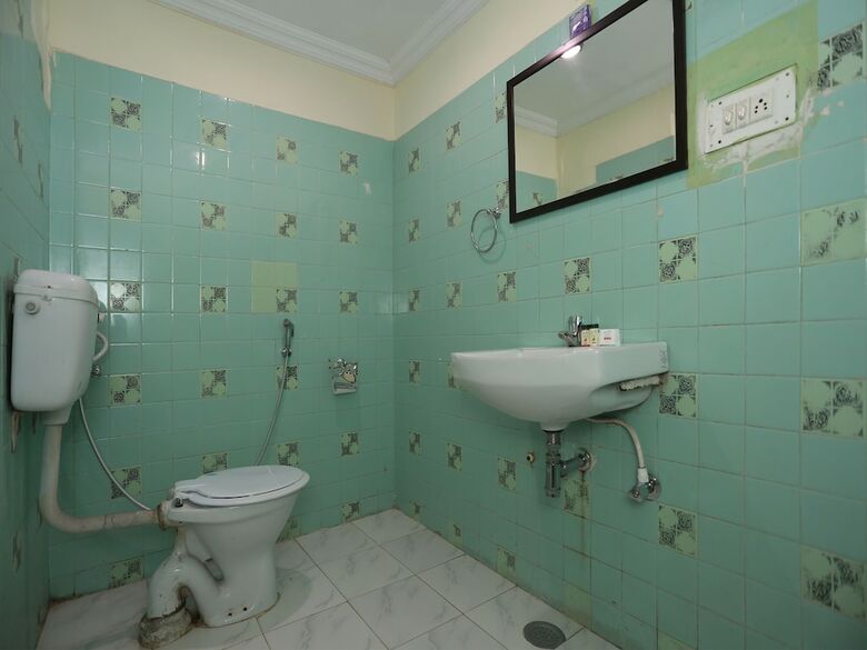 Oyo 8955 Hotel Bobina