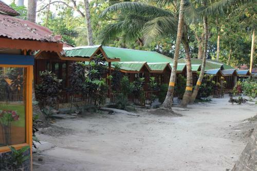 Hotel Gold Star Beach Resort