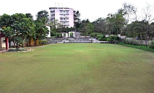 Hotel Manas Lifestyle Resort