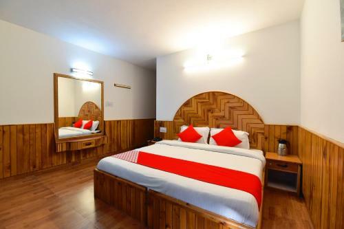 Oyo 6426 Hotel Rishi Palace