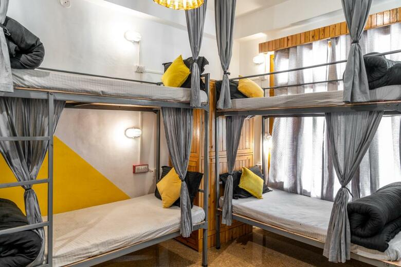 Whoopers Hostel