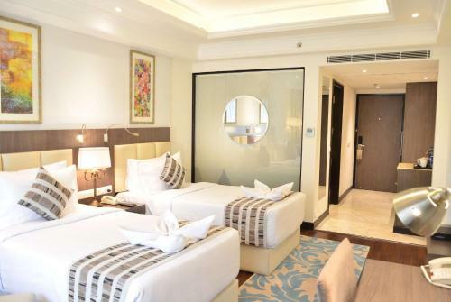 Hotel Ramada By Wyndham Kasauli