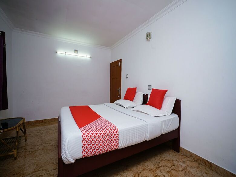 Oyo 10641 Hotel Misty Hills