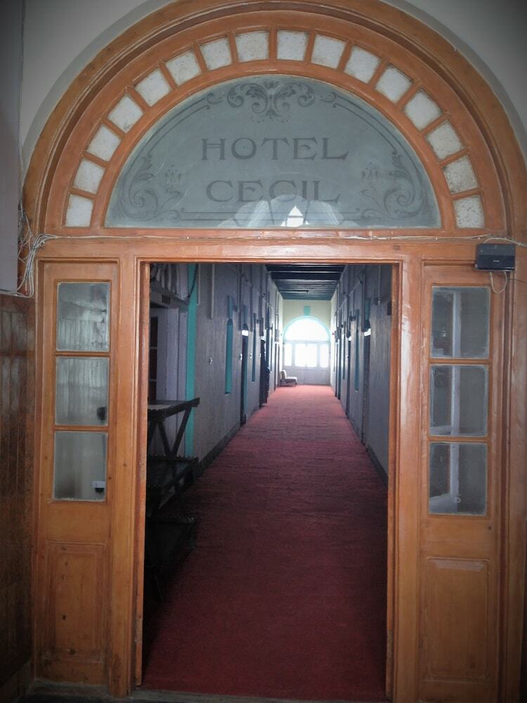 Prince Hotel Mallroad