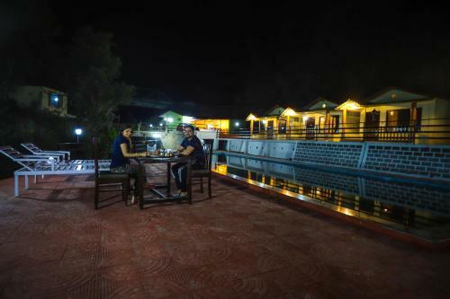 Hotel Jungle Pool Khurpatal