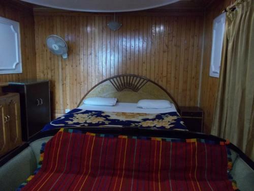 Hotel Mall Road Stay With In-house Restaurant