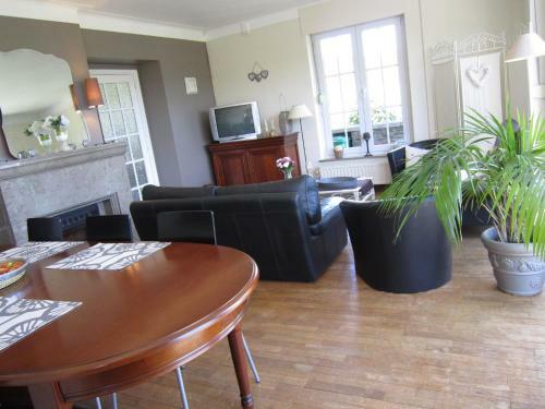 Holiday Home Au Pied Du Chateau de Bouillon Bouillon