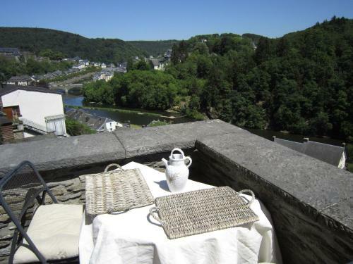 Holiday Home Au Pied Du Chateau de Bouillon Bouillon
