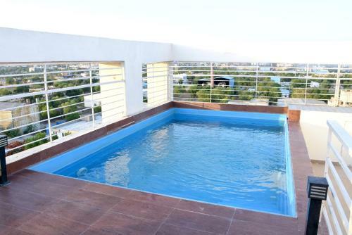 Hotel Starlit Suites