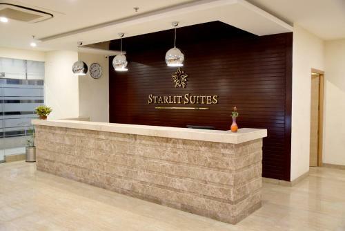 Hotel Starlit Suites