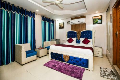 Oyo 10558 Hotel Qlark