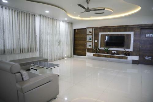 Eko Stay- White Panorama Villa