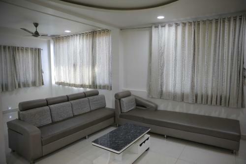Eko Stay- White Panorama Villa