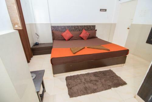 Hotel Travellers Inn
