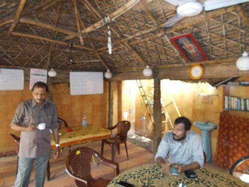 Hostal Orly Cafe And Guest House