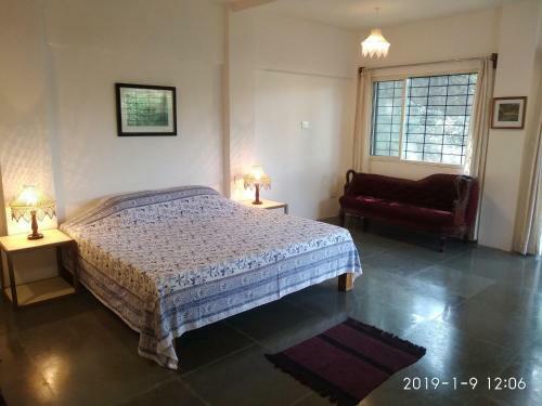 Hostal Isai Ambalam Guest House