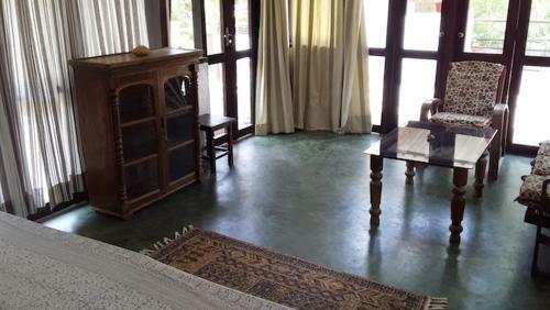 Hostal Isai Ambalam Guest House
