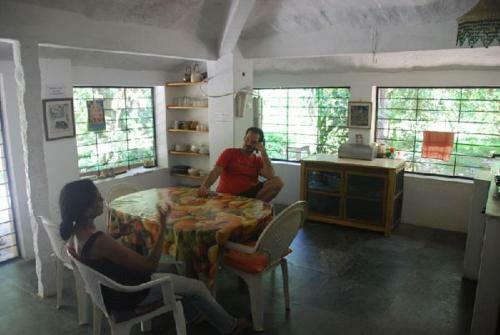 Hostal Isai Ambalam Guest House