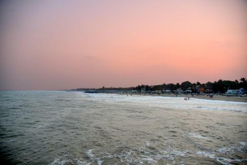 Hotel Serenity Sunrise Beach Resort